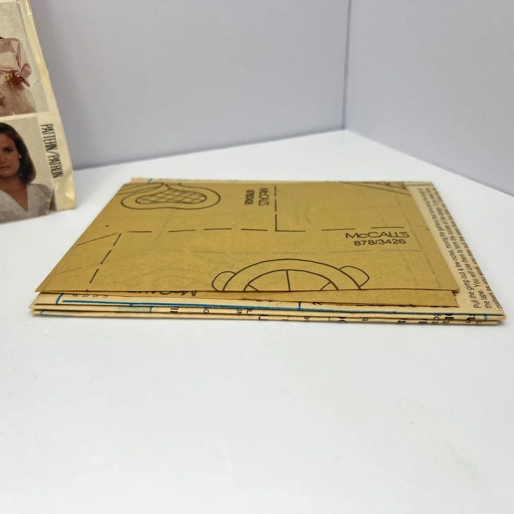 Vintage McCall's Battenberg Lace Craft Pattern 3426 Sewing DIY Decor Holiday